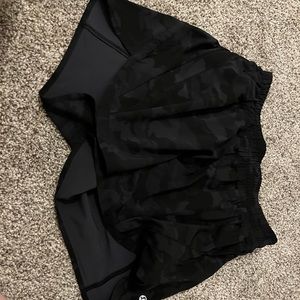 Lululemon Track That Mid Rise Lined Shorts 5”